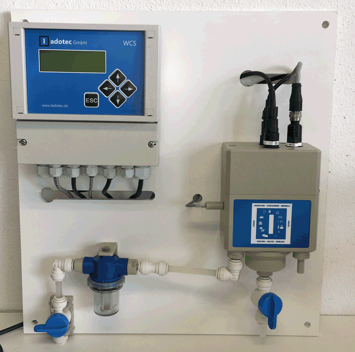 Water Control System (WCS) zur Messung von freiem Chlor/ pH in z.B